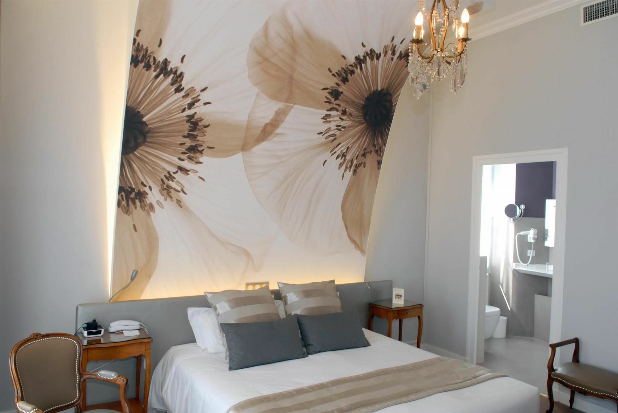Le Champlain Hotel La Rochelle  Exterior foto